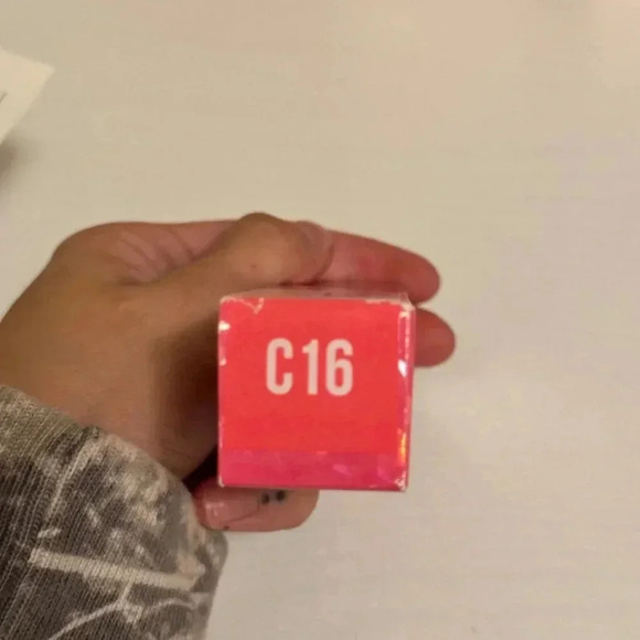 -NEW IN BOX- MAGIC STAR™ CONCEALER- C16- MEDIUM SKIN TONE-JEFFREE STAR - Picture 8 of 8